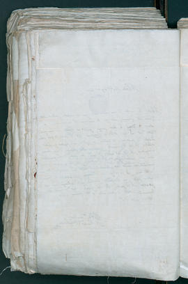 592v